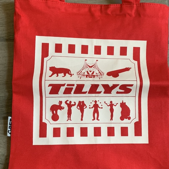 Tillys circus reusable tote - Picture 2 of 5